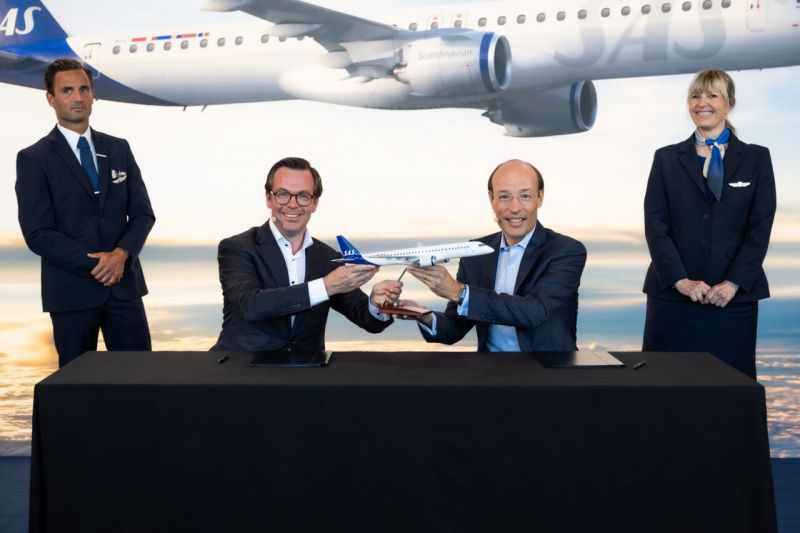 sas-faz-encomenda-recorde-de-55-jatos-da-embraer-2-1280x853
