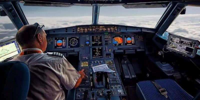 flightdeck-750x375